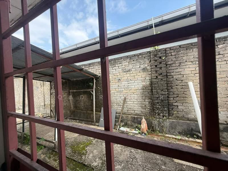 Rumah Banglo untuk Dijual di Taman Pinggiran Putra (Seri Kembangan) - Qadir Qadir - PropertyGuru.com.my