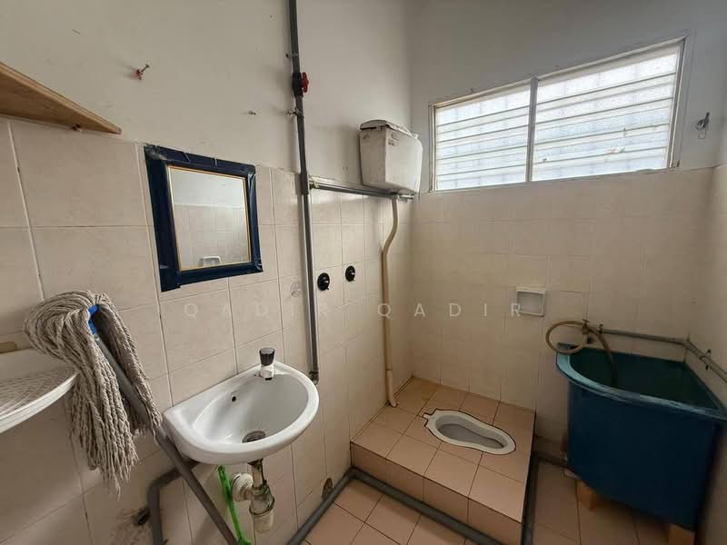 Rumah Banglo untuk Dijual di Taman Pinggiran Putra (Seri Kembangan) - Qadir Qadir - PropertyGuru.com.my