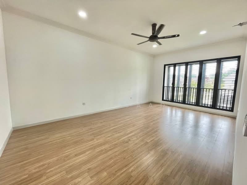 2-storey Terraced House for Sale in Bukit Jelutong (Shah Alam) - Alif Saad - Living Room - PropertyGuru.com.my
