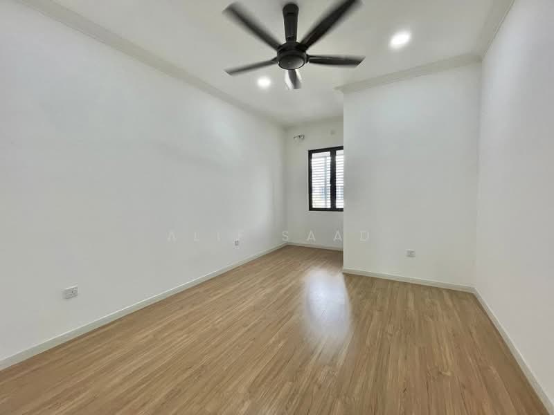 2-storey Terraced House for Sale in Bukit Jelutong (Shah Alam) - Alif Saad - Bedroom - PropertyGuru.com.my