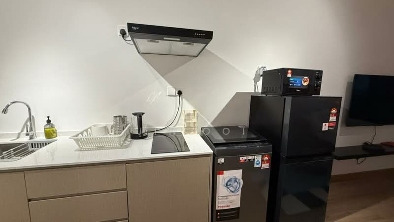 Servis Apartment untuk Disewa di Armani Raja Uda - Jin Ooi - Kitchen - PropertyGuru.com.my