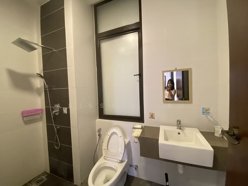 Kondominium untuk Dijual di Logan Residency (Logan Mansion) - Arissa Phuan - Bathroom - PropertyGuru.com.my