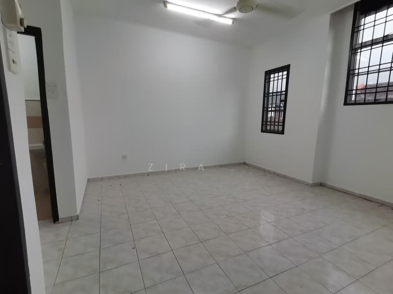 Rumah Teres 2 Tingkat untuk Dijual di Bandar Seri Alam (Masai) - Zira . - PropertyGuru.com.my
