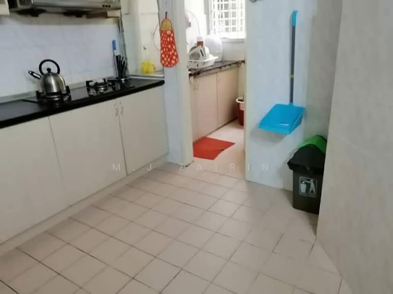 Condominium for Sale at Oakleaf Park - M.J Zairin - Kitchen - PropertyGuru.com.my