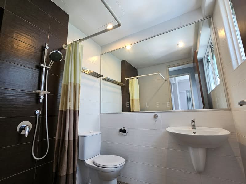 Condominium for Sale at Bayu Ferringhi Condominiums - Eugene Lee - Bathroom - PropertyGuru.com.my