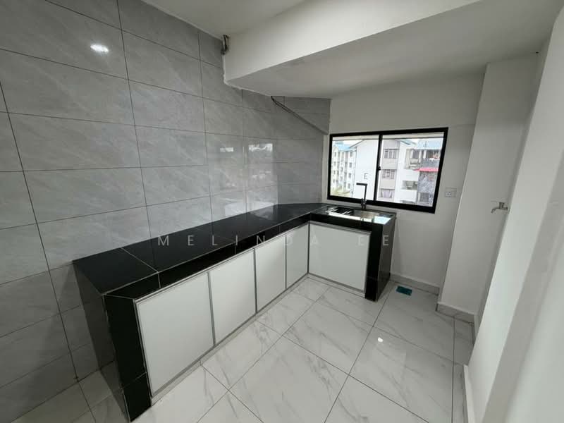 Rumah Flat untuk Dijual di Taman Molek - Melinda Ee - PropertyGuru.com.my
