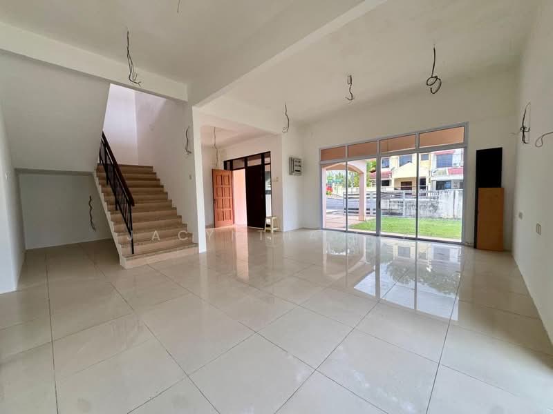 Rumah Berkembar untuk Dijual di Sungai Ara (Penang) - Jacyntha Lee - PropertyGuru.com.my