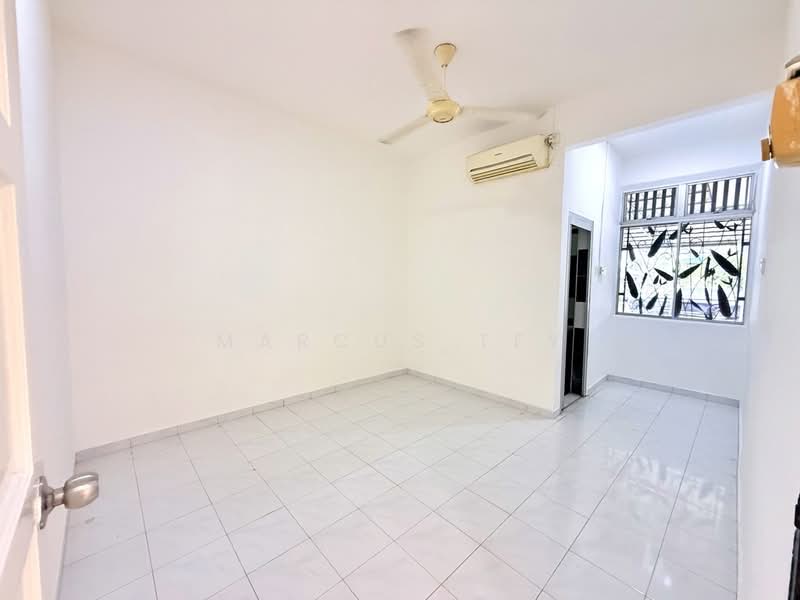 1-storey Terraced House for Sale in Taman Puteri (Kluang) - Marcus Tey - Interior - PropertyGuru.com.my