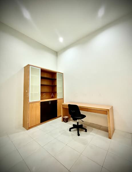 Kondominium untuk Disewa di Bayswater Resort Condominium - Susan Chia - Study - PropertyGuru.com.my