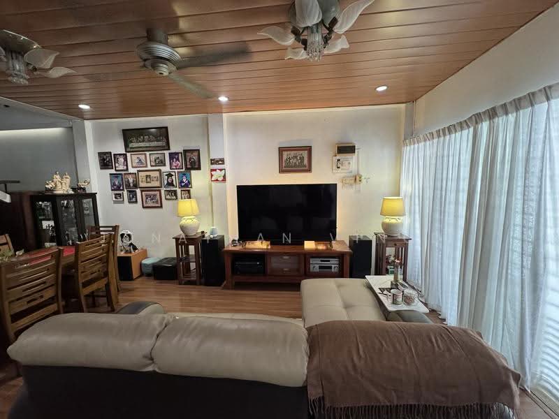 2-storey Terraced House for Sale in Taman Gembira (Klang) - Jonathan Vinod - Living Room - PropertyGuru.com.my