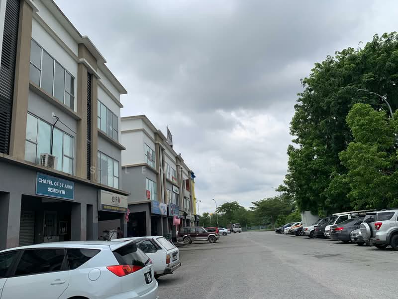Kedai untuk Dijual di Bandar Rinching Seksyen 5 (Semenyih) - Selene Chong - Exterior - PropertyGuru.com.my