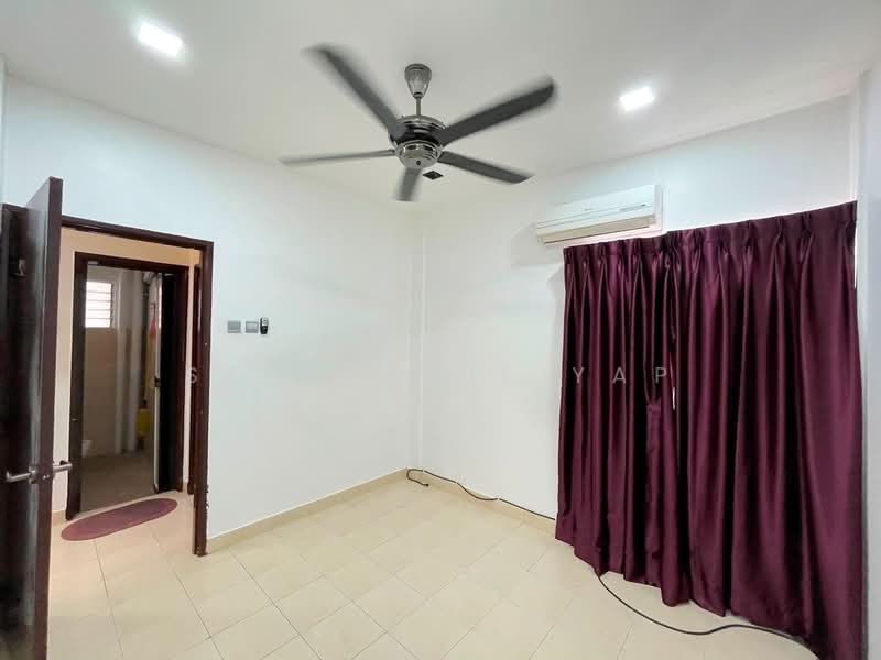Apartment for Rent at Pangsapuri Kasuarina - Stephanie Yap - Bedroom - PropertyGuru.com.my