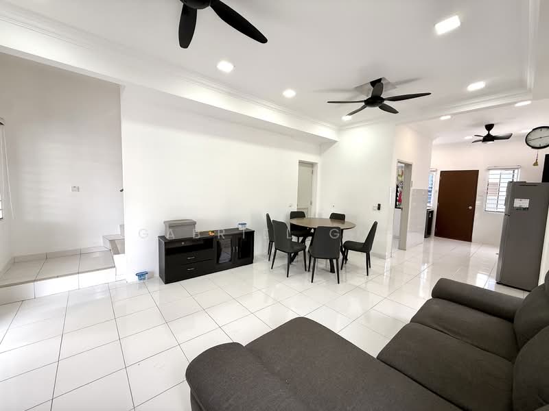 Rumah Teres 2 Tingkat untuk Dijual di Setia Alam (Selangor) - GABRIEL GOH - Living Room - PropertyGuru.com.my