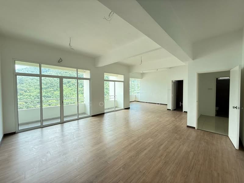 Kondominium untuk Dijual di Starhill Luxury Residence - Carson Chuah - Living Room - PropertyGuru.com.my