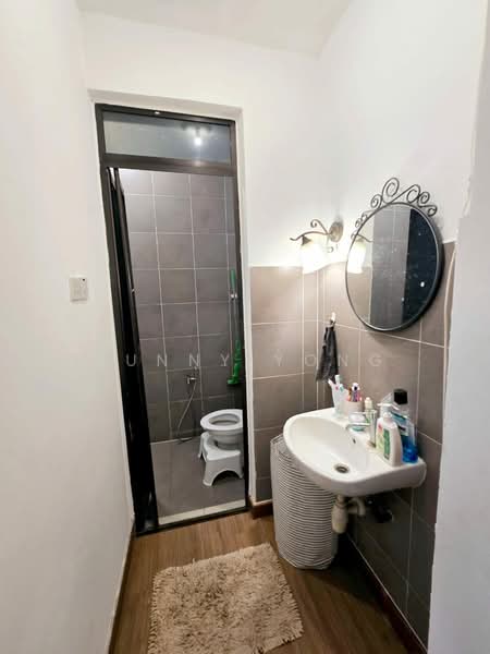 Rumah Teres untuk Dijual di Bandar Puteri Puchong (Puchong) - SUNNY YONG - Bathroom - PropertyGuru.com.my