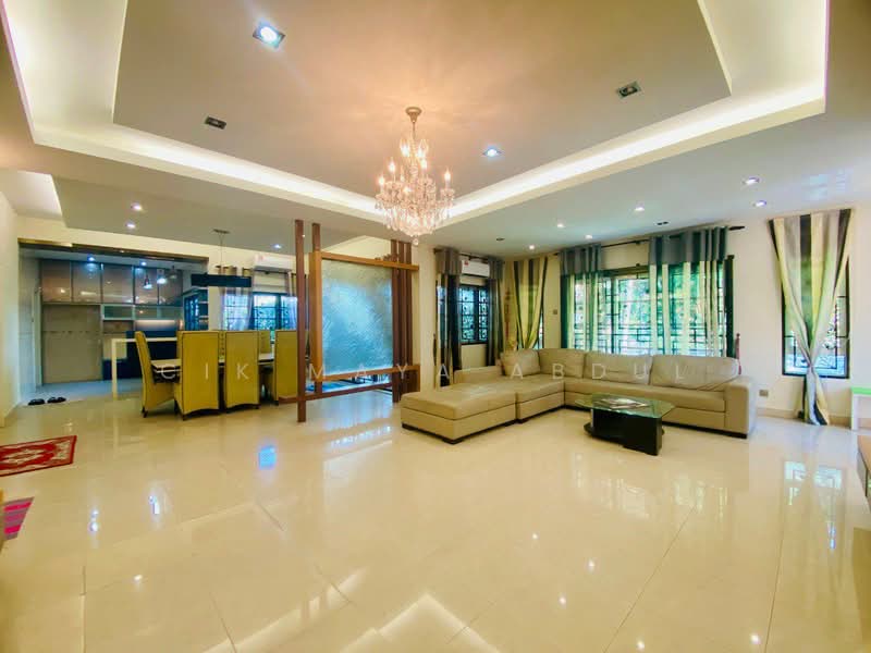 Rumah Banglo untuk Dijual di Ampang Jaya (Ampang) - Cik Maya Abdul - Living Room - PropertyGuru.com.my
