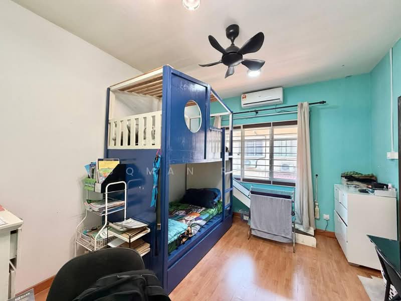 2-storey Terraced House for Sale in Denai Alam (Shah Alam) - Luqman Ramli - Bedroom - PropertyGuru.com.my