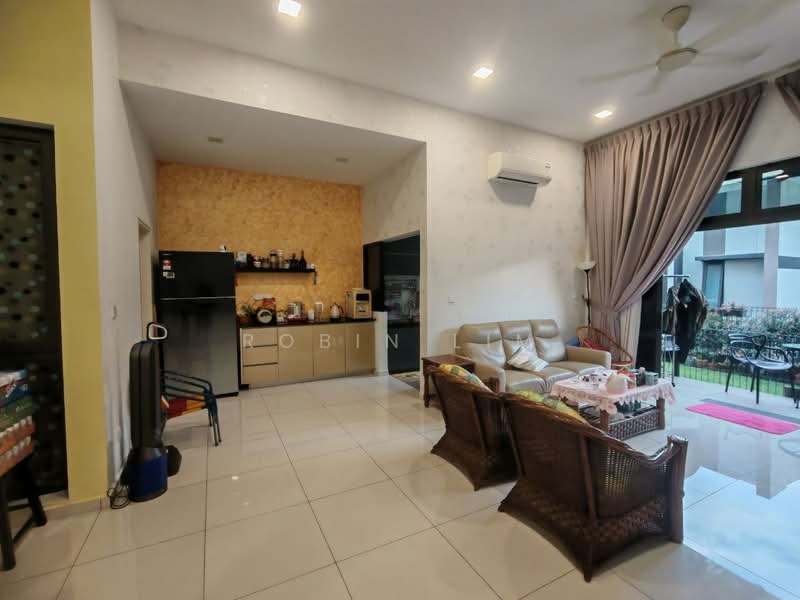 2-storey Terraced House for Sale in Sunway Iskandar (Iskandar Puteri (Nusajaya)) - Robin Lim - Living Room - PropertyGuru.com.my