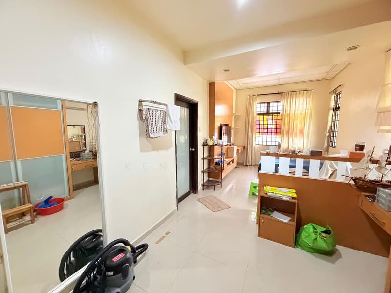 Semi-Detached House for Sale in Taman Sutera Utama (Skudai) - Kent Koh - Living Room - PropertyGuru.com.my