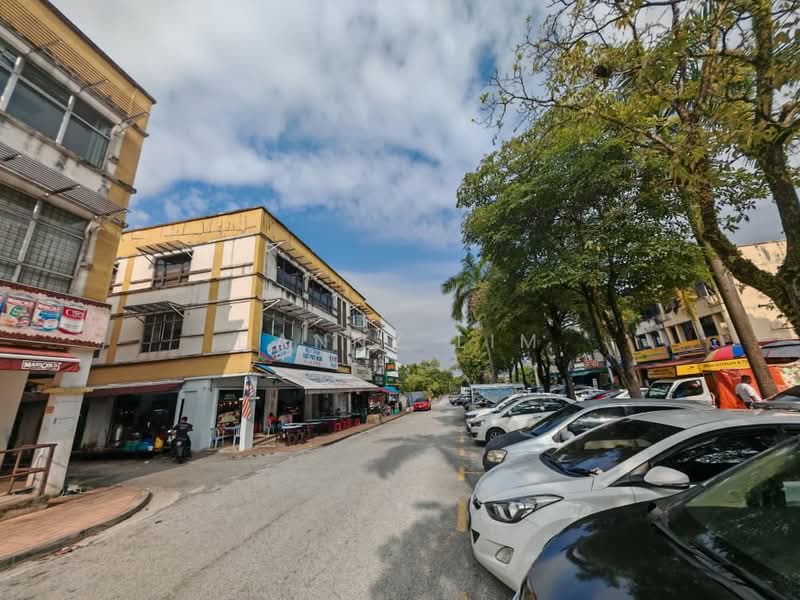 Shop / Office for Sale in Glenmarie (Selangor) - Danny Lim - Exterior - PropertyGuru.com.my