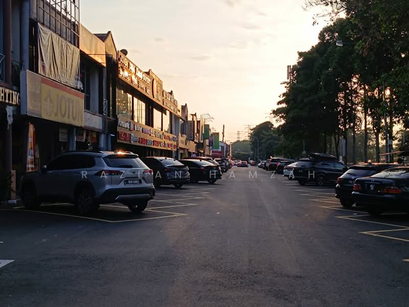 Shop for Sale in Bandar Baru Bangi (Selangor) - Razlan Hamzah - Exterior - PropertyGuru.com.my