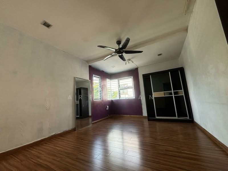 Semi-Detached House for Sale in Klang (Selangor) - Areen Tan - Bedroom - PropertyGuru.com.my