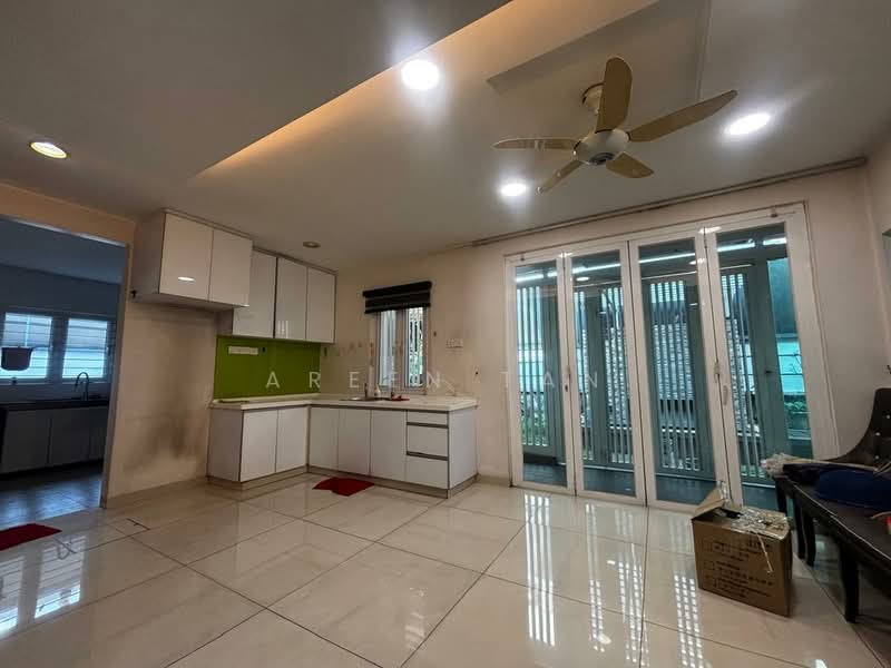Semi-Detached House for Sale in Klang (Selangor) - Areen Tan - Kitchen - PropertyGuru.com.my