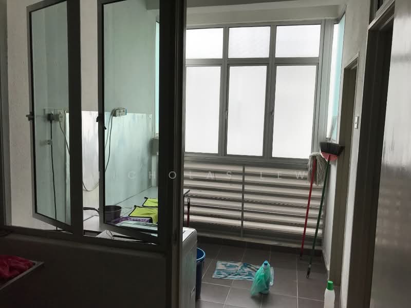 Townhouse for Sale in Seri Kembangan (Selangor) - Nicholas Lew - Balcony - PropertyGuru.com.my