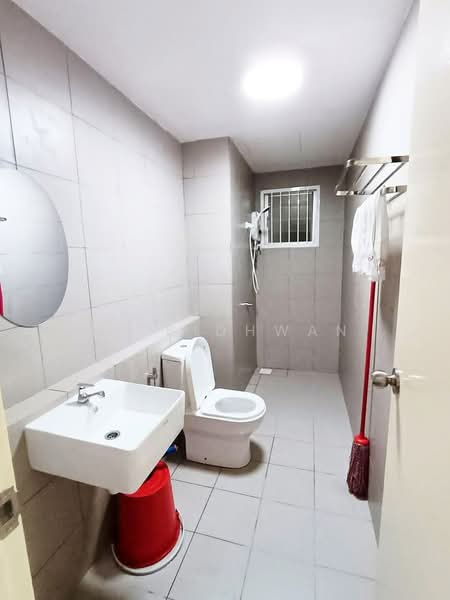 Condominium for Rent at Lakefront Homes - M. Ridhwan - Bathroom - PropertyGuru.com.my
