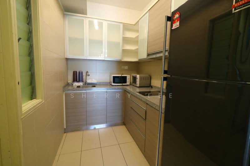 Servis Apartment untuk Dijual di Tiara Mutiara / The Crown - Sherry Lee - Kitchen - PropertyGuru.com.my