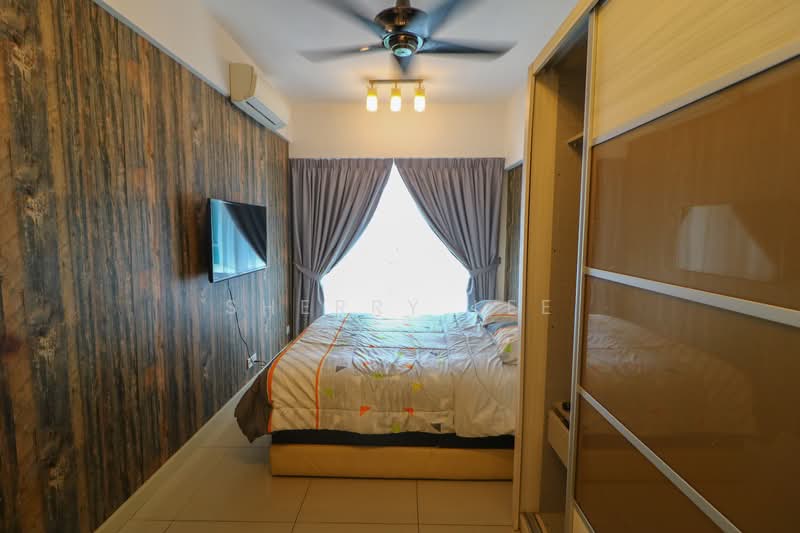 Servis Apartment untuk Dijual di Tiara Mutiara / The Crown - Sherry Lee - Bedroom - PropertyGuru.com.my