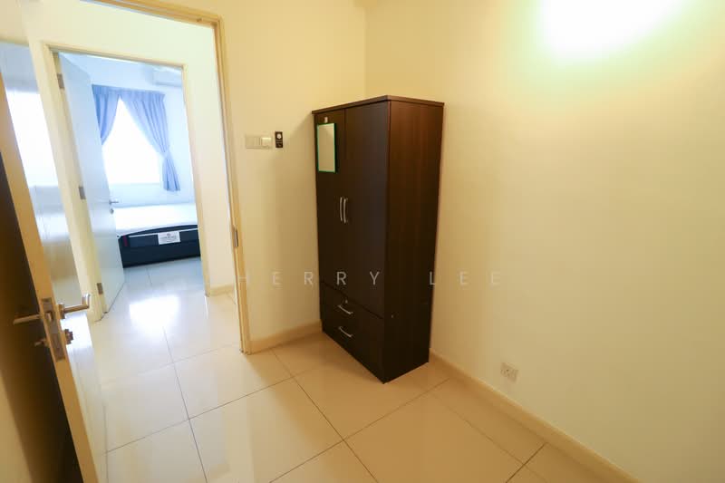 Servis Apartment untuk Dijual di Tiara Mutiara / The Crown - Sherry Lee - Bedroom - PropertyGuru.com.my