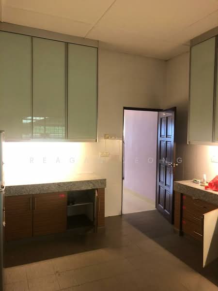 Bungalow for Rent in Seksyen 5 (Petaling Jaya) - Reagan Leong - Kitchen - PropertyGuru.com.my