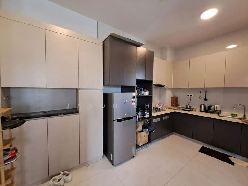 Condominium for Sale at Bay Laurel @ Country Garden Danga Bay - Jason Khoo - Kitchen - PropertyGuru.com.my