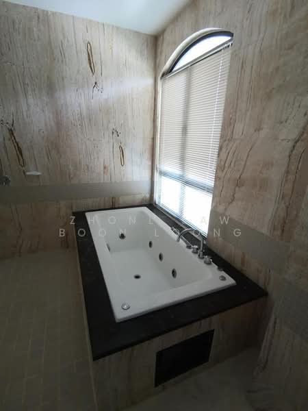 Rumah Banglo untuk Dijual di Batu Ferringhi (Penang) - Zhonl Saw Boon Loong - Bathroom - PropertyGuru.com.my