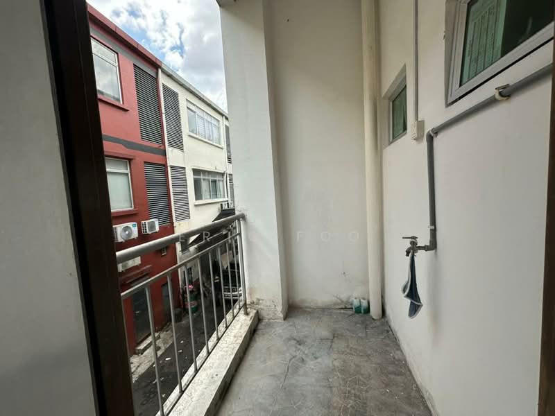 Shop / Office for Rent in Skudai (Johor) - Eric Foo - Balcony - PropertyGuru.com.my