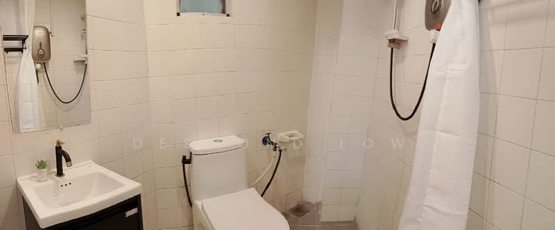 Kondominium untuk Disewa di Bistari Lavender Condominium - Desmond Low - Bathroom - PropertyGuru.com.my
