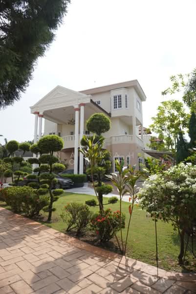 Rumah Banglo untuk Disewa di Country Heights (Kajang) - Nadrah Omar - PropertyGuru.com.my