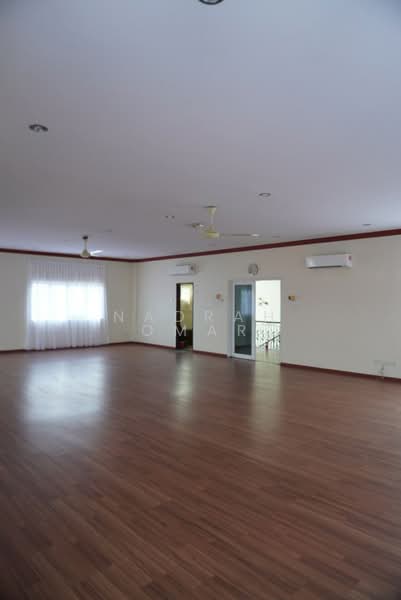 Rumah Banglo untuk Disewa di Country Heights (Kajang) - Nadrah Omar - PropertyGuru.com.my