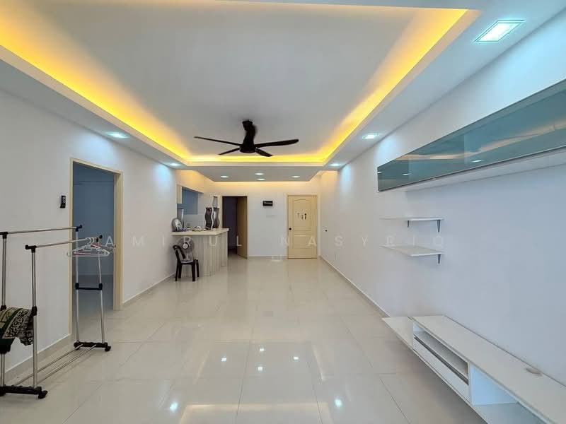Apartment for Sale at Lakeview Apartments - Amirul Nasyriq - Living Room - PropertyGuru.com.my