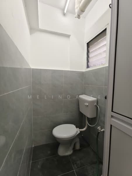 Flat for Sale at Taman Tan Sri Yaacob - Melinda Ee - Bathroom - PropertyGuru.com.my