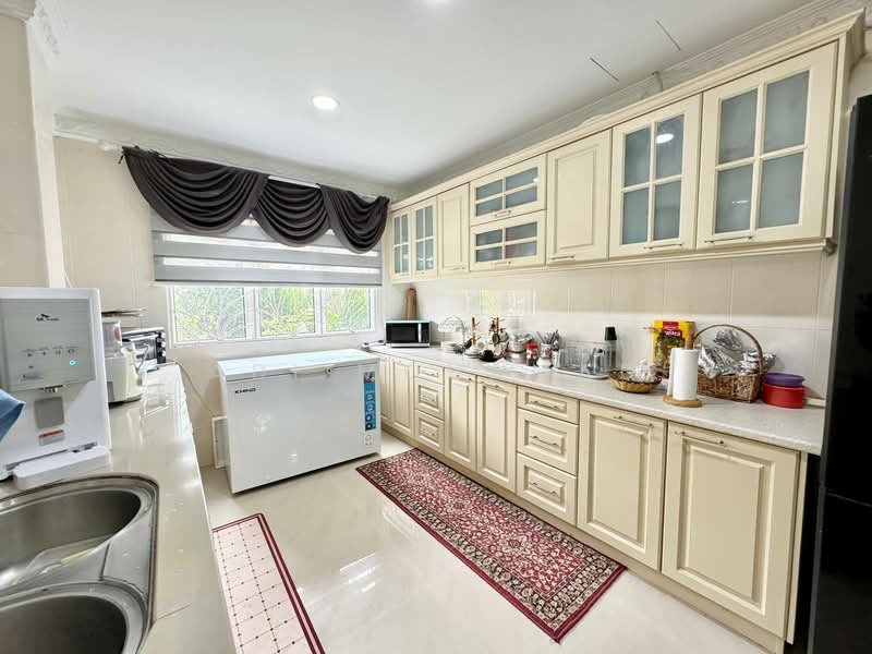 Rumah Teres 2 Tingkat untuk Dijual di Wangsa Maju (Kuala Lumpur) - Adi Mohamad - Kitchen - PropertyGuru.com.my