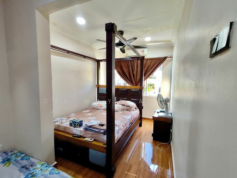 Rumah Teres 2 Tingkat untuk Dijual di Ampang Jaya (Ampang) - Cik Maya Abdul - Bedroom - PropertyGuru.com.my