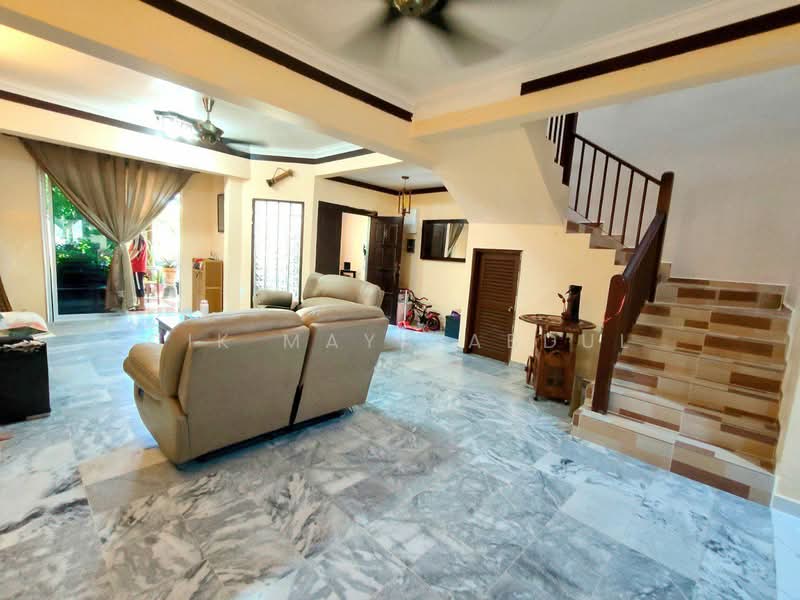 Rumah Teres 2 Tingkat untuk Dijual di Ampang Jaya (Ampang) - Cik Maya Abdul - Living Room - PropertyGuru.com.my