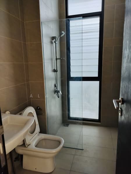 Banglo Lot Kosong untuk Dijual di Ampang (Kuala Lumpur) - Alan Hong - Bathroom - PropertyGuru.com.my