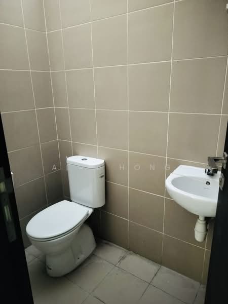 Banglo Lot Kosong untuk Dijual di Ampang (Kuala Lumpur) - Alan Hong - Bathroom - PropertyGuru.com.my