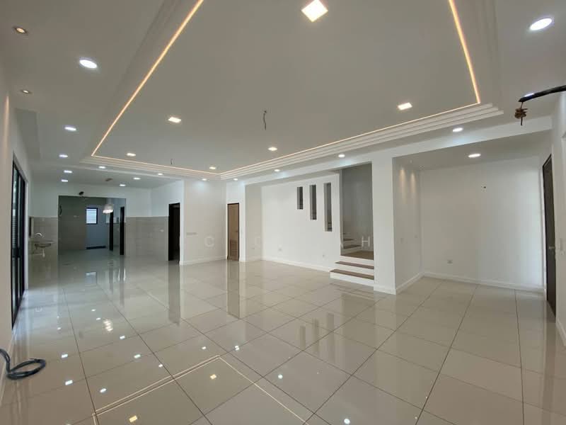 2-storey Terraced House for Sale in Elmina (Shah Alam) - KC Cheah - Living Room - PropertyGuru.com.my