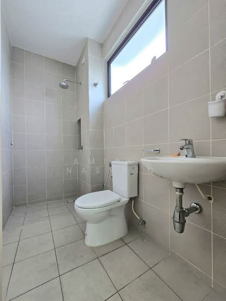 2-storey Terraced House for Sale in Alam Impian (Shah Alam) - Amirul Nasyriq - Bathroom - PropertyGuru.com.my