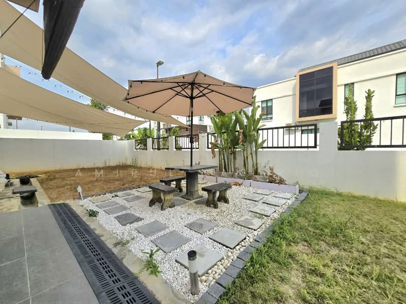 2-storey Terraced House for Sale in Alam Impian (Shah Alam) - Amirul Nasyriq - Garden - PropertyGuru.com.my