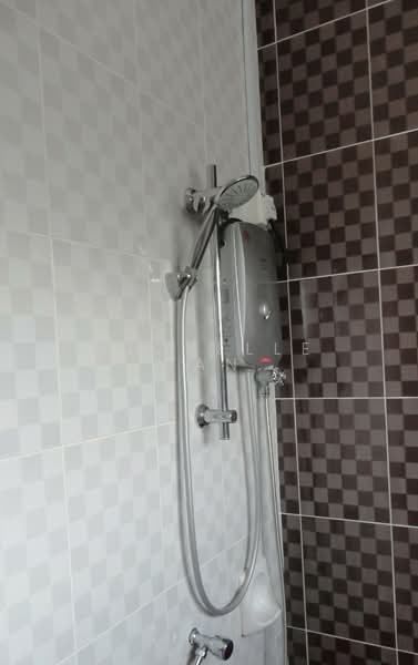 2-storey Terraced House for Sale in Bandar Saujana Putra (Tanjong Duabelas) - Michelle Tan - Bathroom - PropertyGuru.com.my